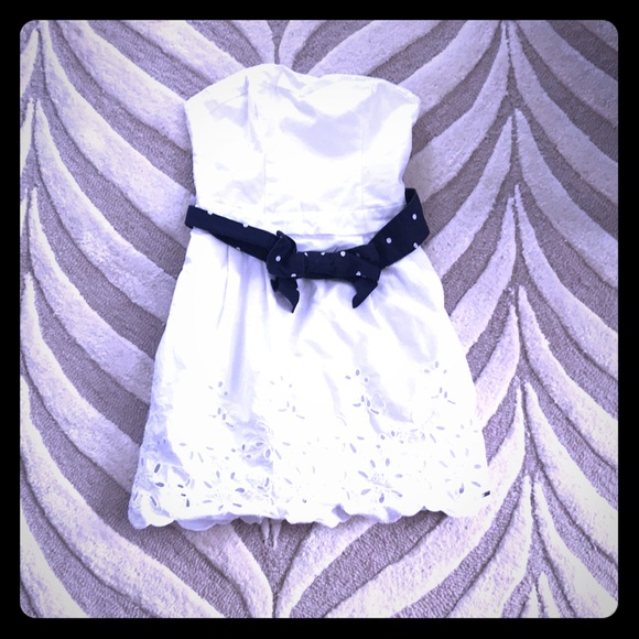 Hollister strapless dress with belt - Picture 1 of 1